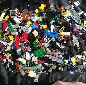5lb (2,040 Colorful LEGO Variety Collection, Mini Figures, Tires, Wheels, Bricks